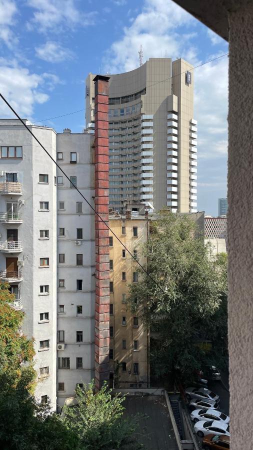 Terrace Balcony Downtown Delight Old Town Oasis City Center Universitate Square Old Town Bukarest Kültér fotó